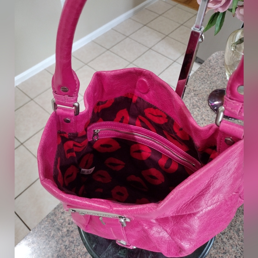 Marc by Marc Jacobs Dr. Q Lil Riz shoulder bag in Pink leather - Picture 7 of 17